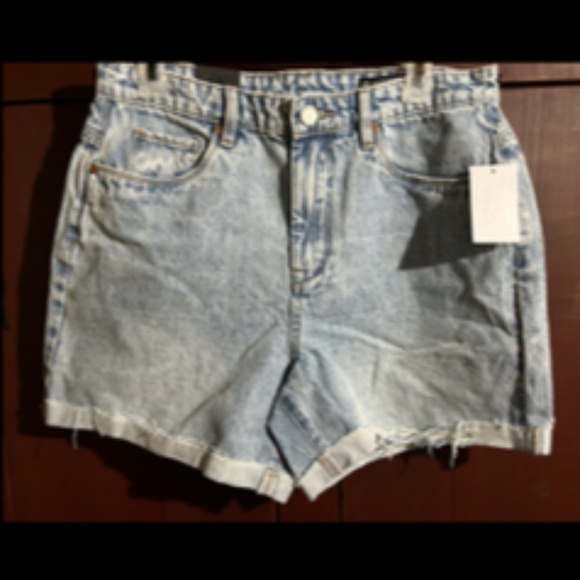 Blank NYC The Perry Mom Shorts Cuffed Hem in Party Everyday Size 29 - NWT - Picture 5 of 16